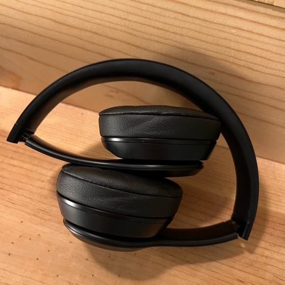 Beats by Dr. Dre Beats Studio³ Wireless (ORIGINAL PACKAGING) - Picture 10 of 11